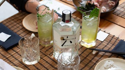 Cócteles con la ginebra artesanal Roku Gin