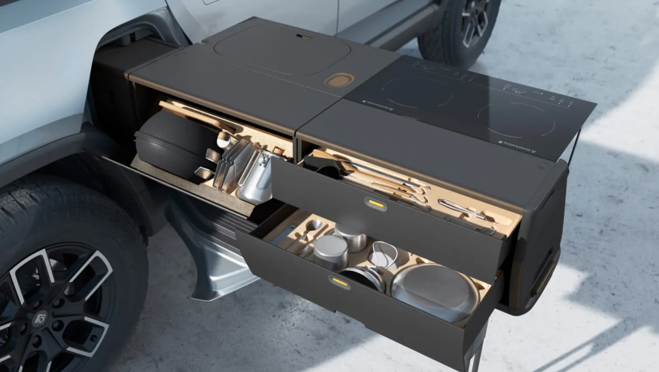 La cocina se esconde en un lateral del coche