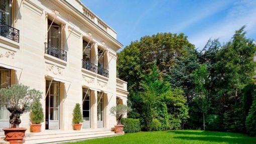 El exterior consta de un diseño más clásico