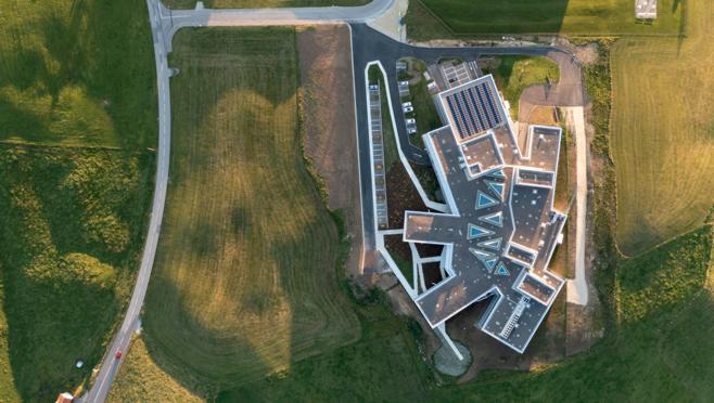 La Manufactrura tiene un acabado vanguardista y moderno