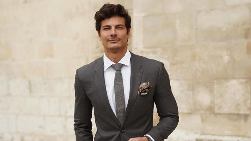 Si vas a llevar traje, que garantice el mejor ajuste