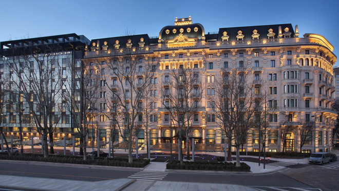 Imagen de la fachada principal del Excelsior Hotel Gallia