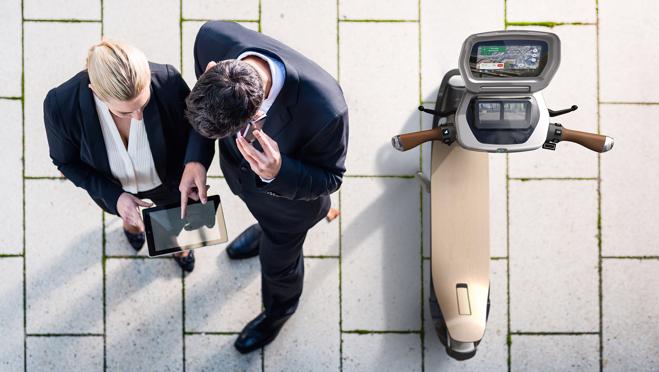 El patinete viene con una estructura de fibra de carbono