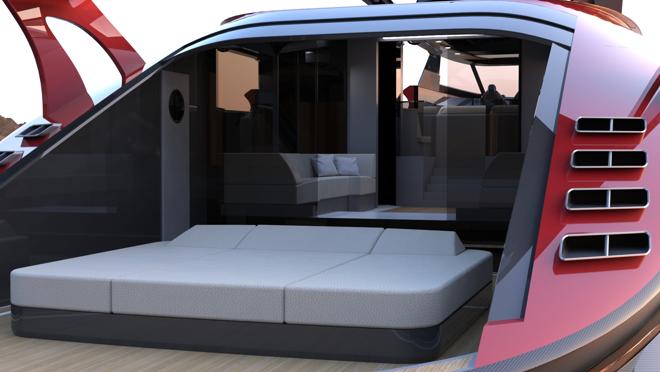 La embarcación puede acoger hasta a cuatro personas y tres miembros de tripulación