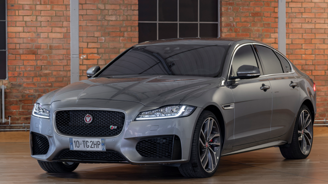 Un Jaguar XF que saldrá a la venta en esta subasta