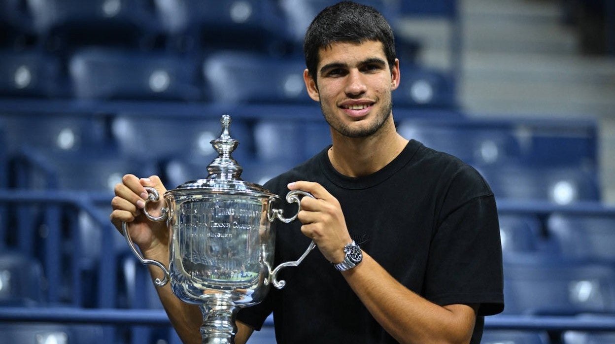 Carlos Alcaraz se ha convertido en el número 1 del ranking mundial de tenis tras su victoria en el US Open 2022.
