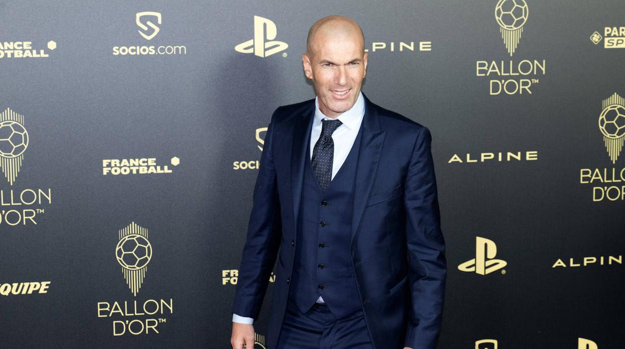 Para lucir una calva tan atractiva como la de Zidane, es necesario que la cuides con productos específicos.