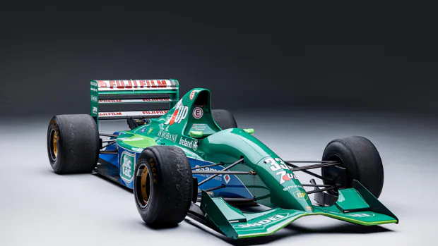 Vendido por 1,4 millones de euros el primer coche de F1 de Michael Schumacher