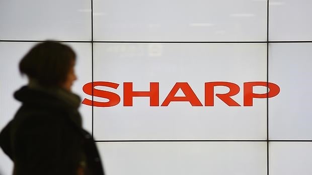 Foxxcom recula sobre la compra de Sharp