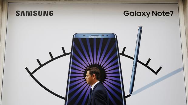 EE.UU. pide a los usuarios que eviten el Galaxy Note 7 ante los riesgos de la batería