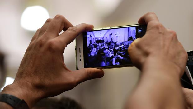 La información íntima de tu «smartphone» puede ser leída por la policía