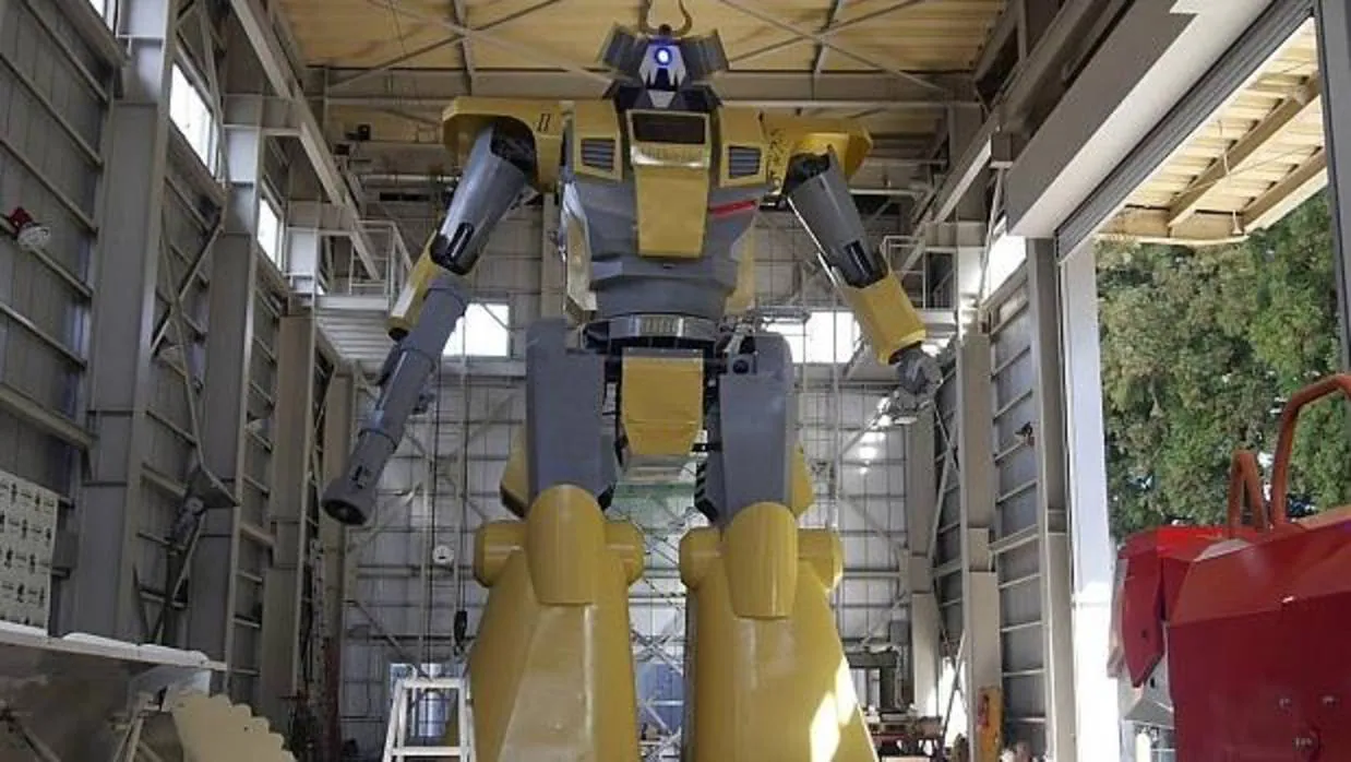 El robot gigante «LW-Mononofu»