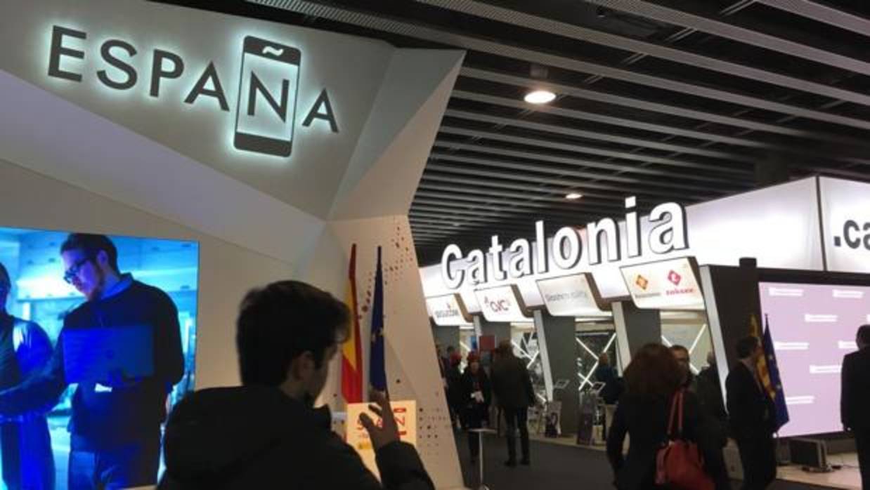 El Mobile World Congress de Barcelona será recordado más que por los «gadgets» por la inestabilidad política
