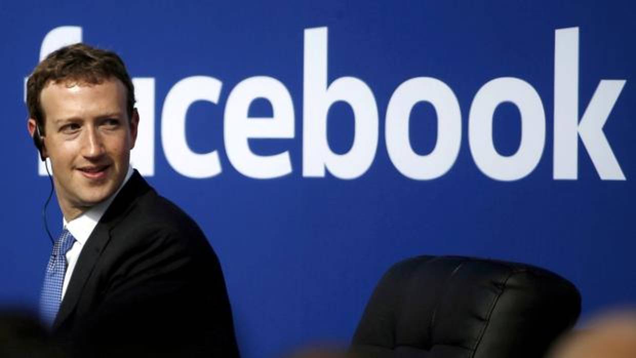 Mark Zuckerberg, fundador de Facebook, en una comparecencia
