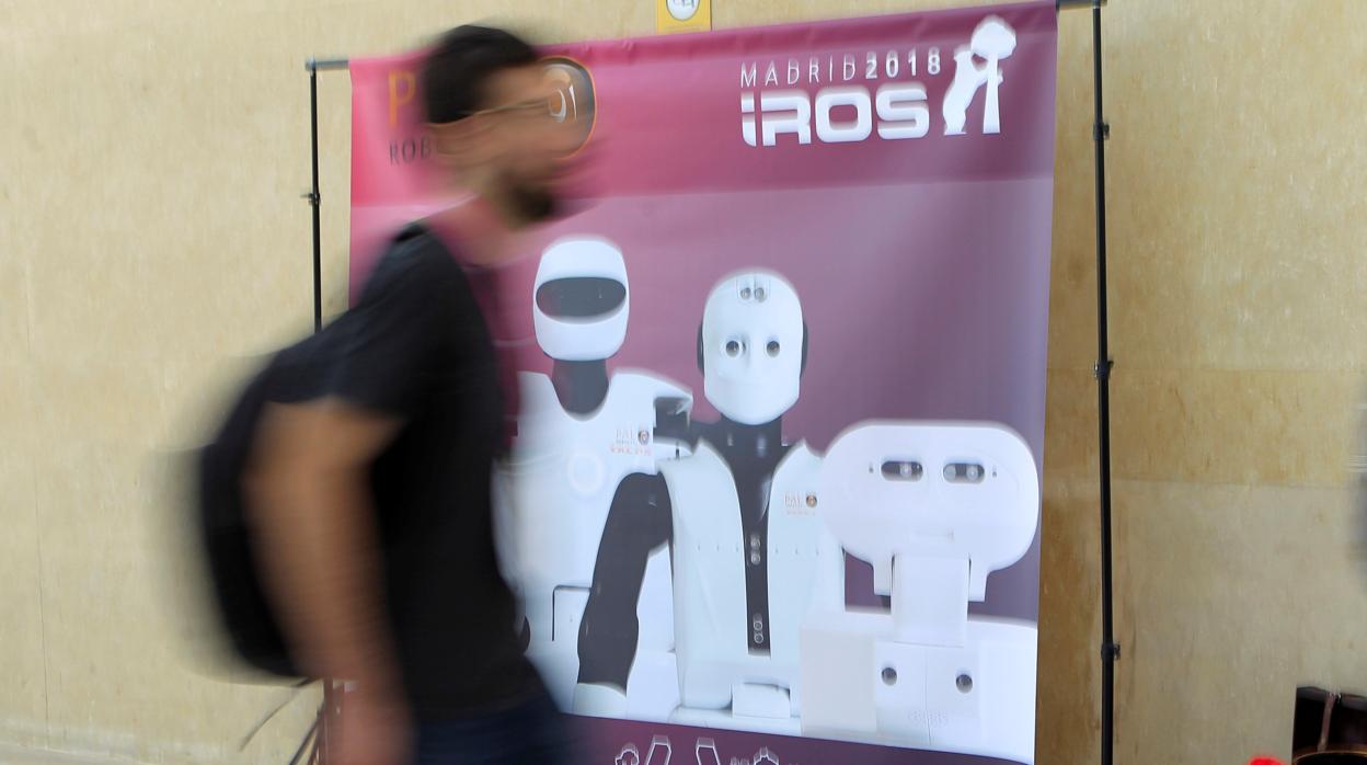 Los robots conquistan Madrid en son de paz