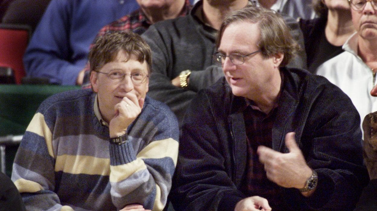 Bill Gates (izquierda) y Paul Allen (derecha) en una imagen de archivo de 2003