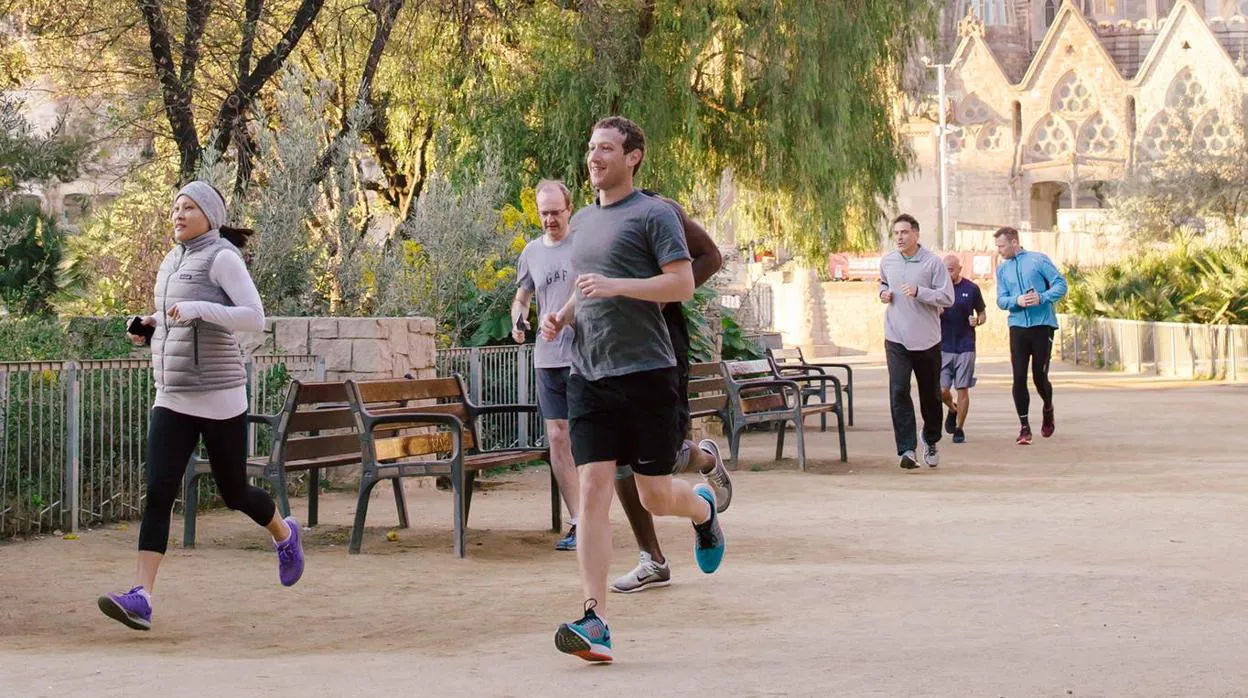 Mark Zuckerberg corriendo por Barcelona en 2016