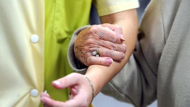 Google, acusado de beneficiarse con anuncios falsos de medicación para el alzhéimer