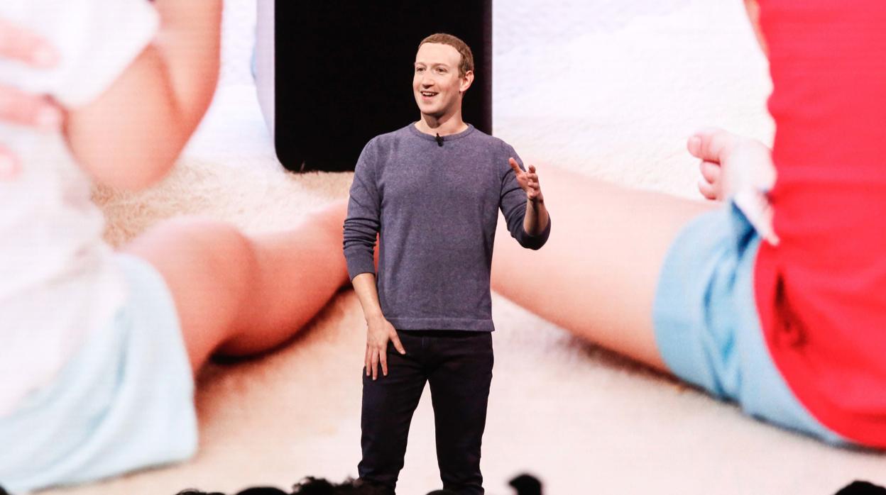 Mark Zuckerberg , CEO de Facebook, durante la F8