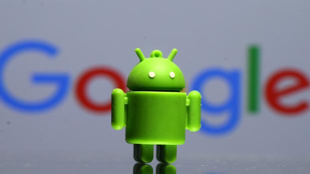 Móviles bloqueados y bombardeos de anuncios: 238 aplicaciones chinas con «malware» oculto se cuelan en la Google Play de Android