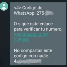 Foto real de un mensaje de verificación enviado por WhatsApp