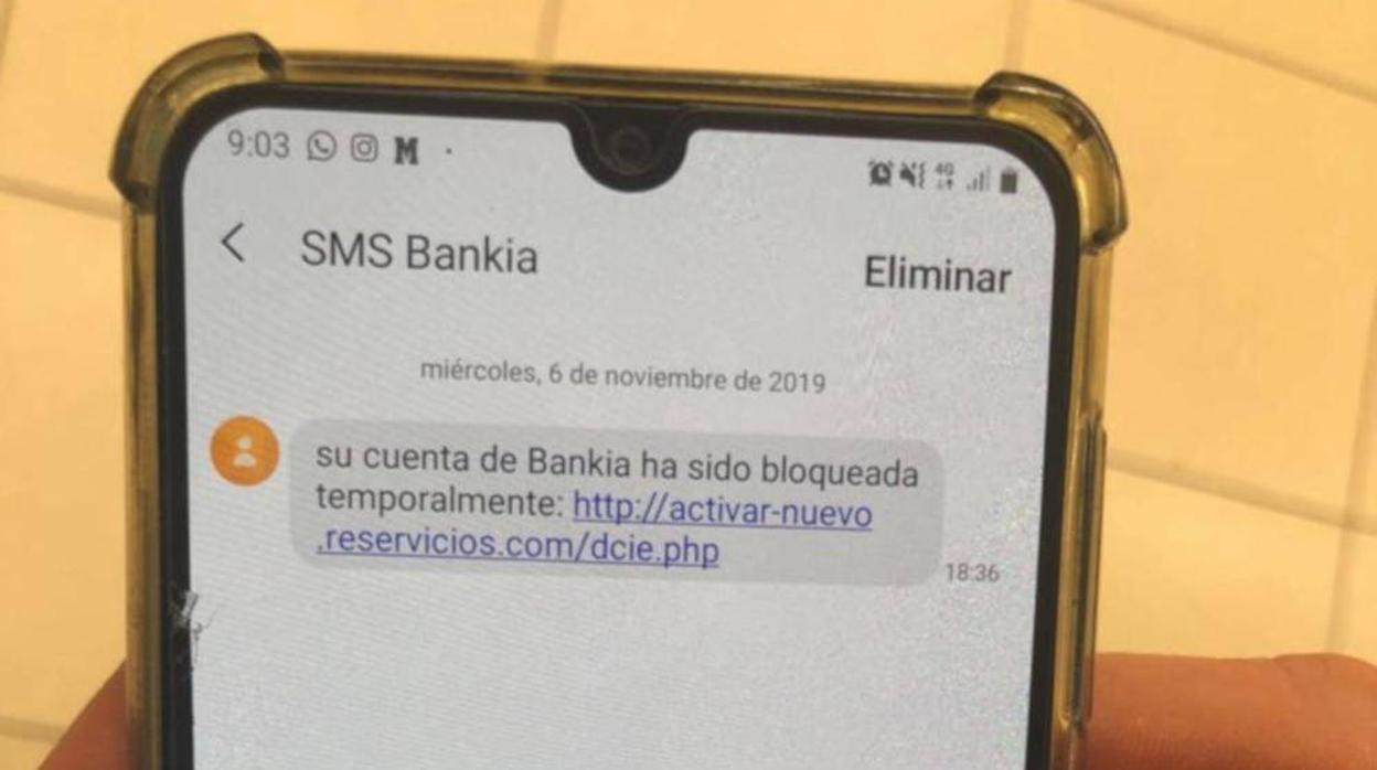 Cuidado, no abras este SMS o te robarán el dinero y los datos personales