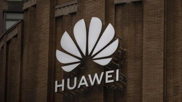 Francia insta a los operadores móviles a no comprar equipos de Huawei para sus redes 5G