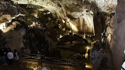 Cueva de Valporquero