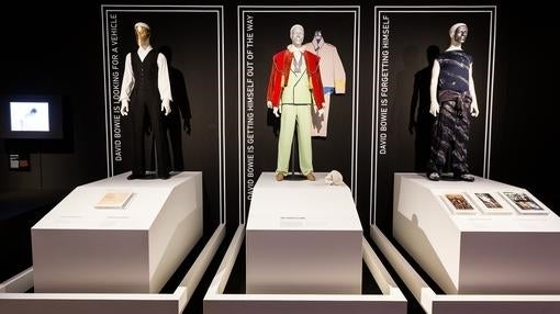 Trajes de Bowie en la exposición de Groningen