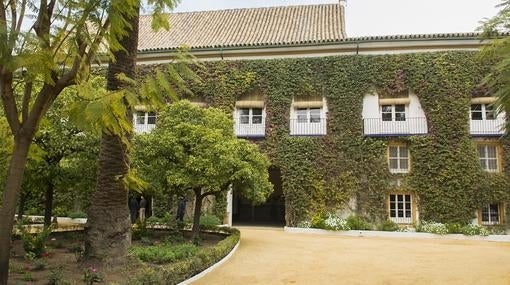 Así es el Palacio de Las Dueñas, la residencia sevillana de los duques de Alba