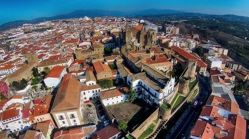 Plasencia desde el aire