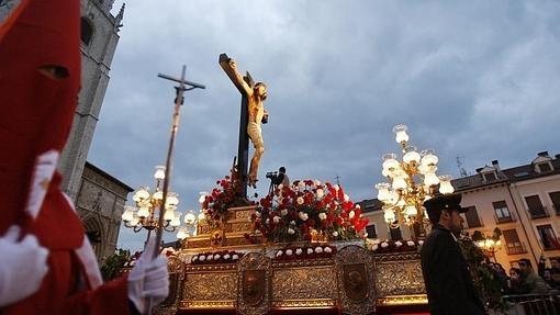 Procesión del Santo Entierro por las calles de Palencia