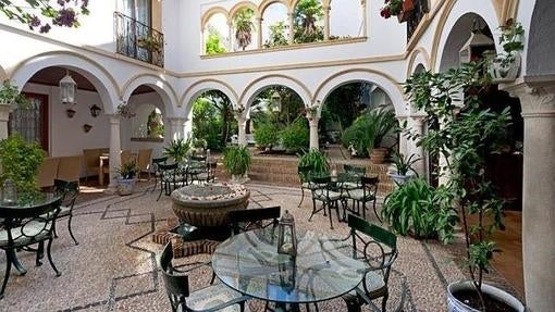 Diez hoteles con patio imprescindibles en Córdoba