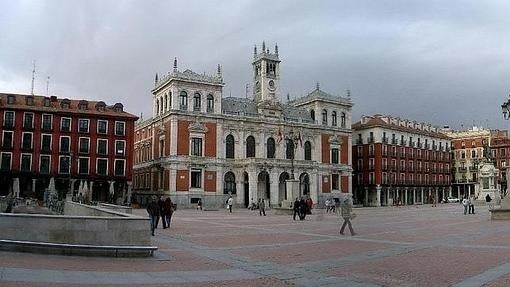 Diez de las plazas mayores más bonitas de España