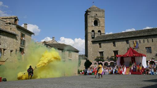 Fiesta de Aínsa