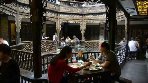 Restaurante en el Callejón Estrecho (Zhaixiangzi) de Chengdú