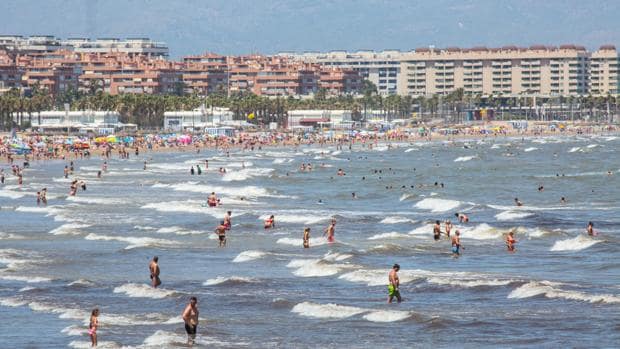 Estos son los destinos de playa más baratos en agosto