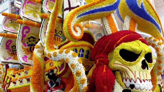 La batalla de las flores que pone fin al verano