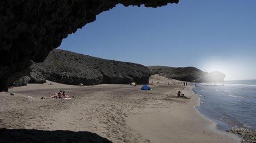 Vista de la Playa de los Muertos