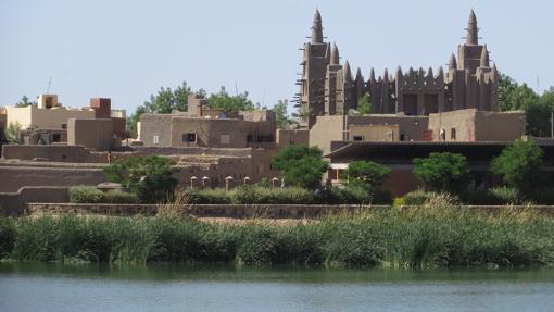 Mopti es el centro comercial regional y puerto fluvial más importante de Malí