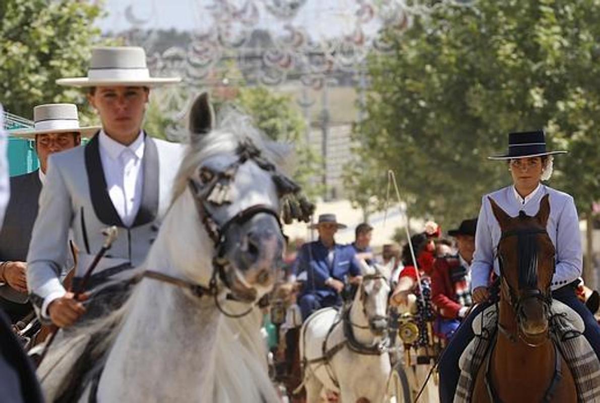 Caballos en la Feria del Rosario de Fuengirola. Fuente: andalucia.org