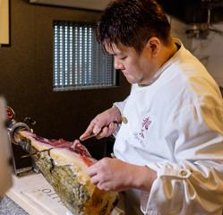 Jamón de cerdo ibérico en el restaurante de Yamamoto