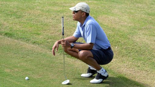 Barack Obama juega al golf en el Mid-Pacific Country Club en Kailua, Hawaii