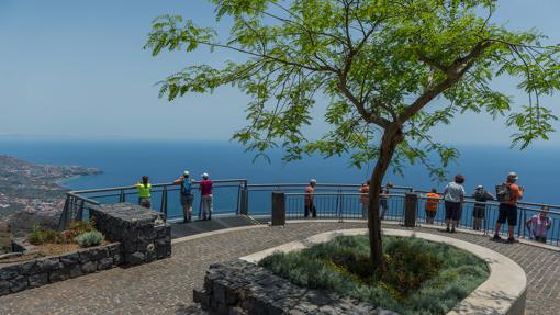 Vistas sobre Câmara de Lobos