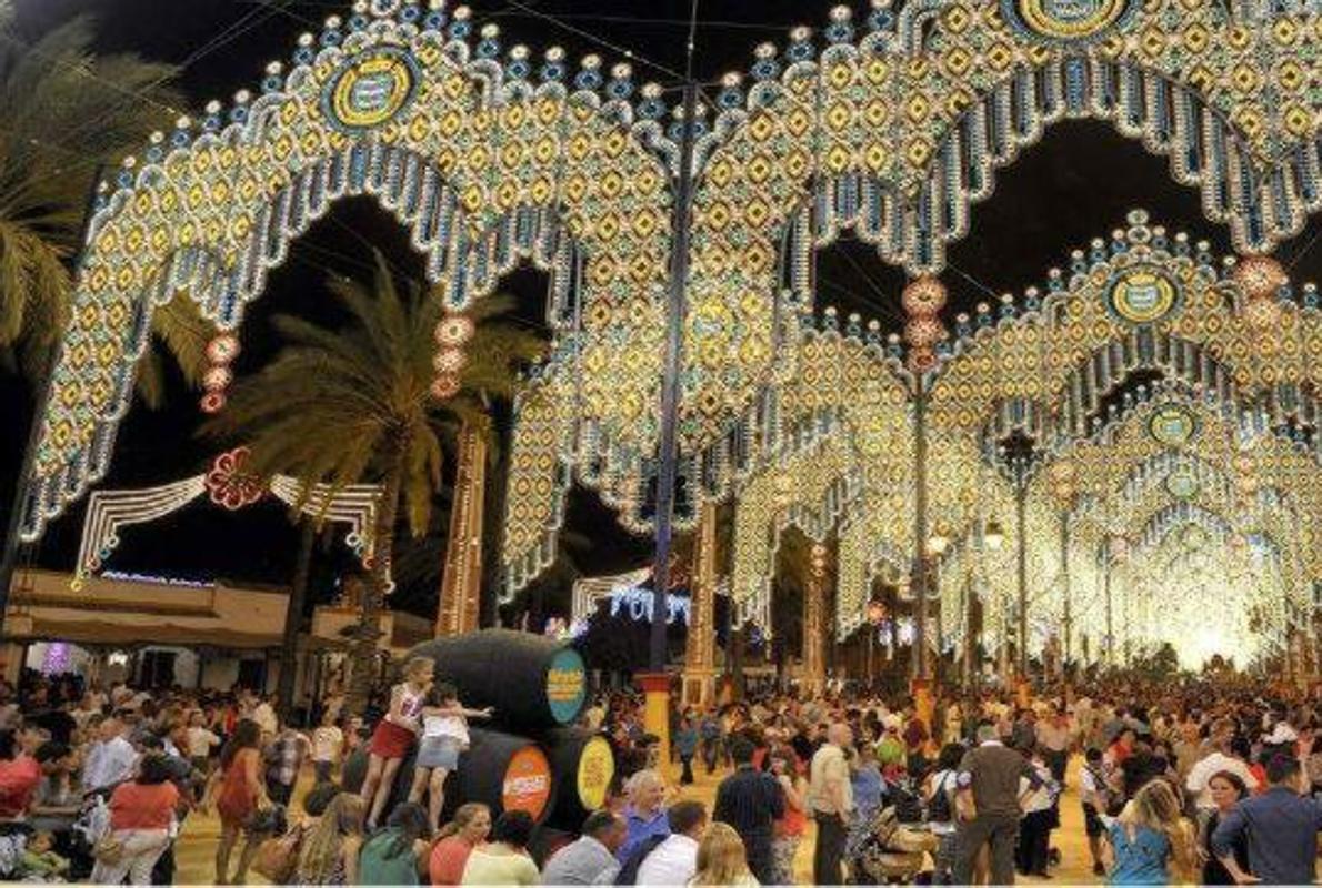 Una de las calles de la Feria del Caballo de Jerez