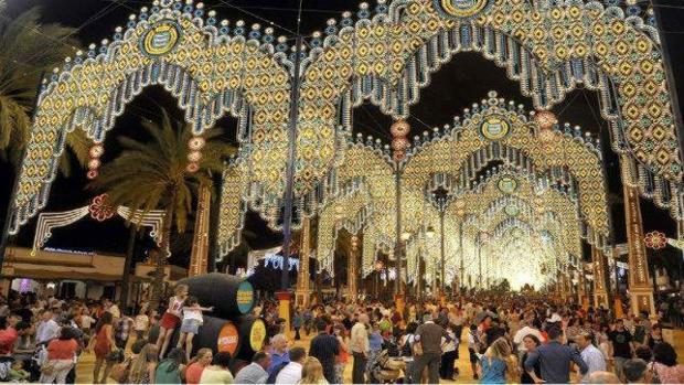 Una de las calles de la Feria del Caballo de Jerez