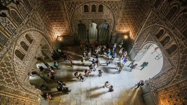 Ya se puede disfrutar de las Visitas Teatralizadas Nocturnas al Alcázar de Sevilla