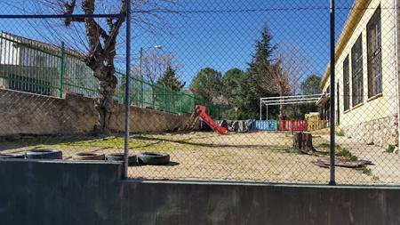 El patio antes de ser acondicionado como green