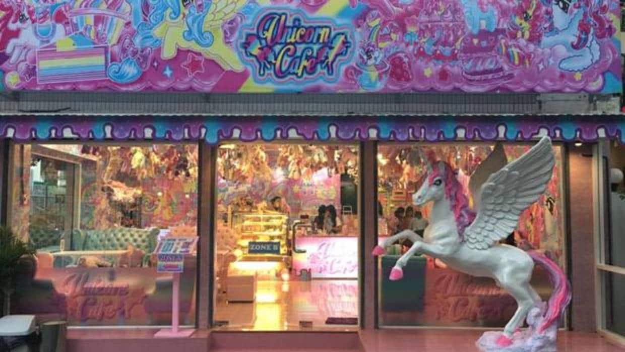 «Unicorn Cafe», la cafetería más rosa de Bangkok