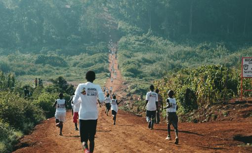 «Intercambio 62», Maratón Internacional de Uganda (África)